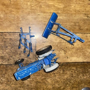 Vintage Britains Ford 5000 Tractor & Accessories Diecast Farming Toy Bundle Set - Picture 1 of 14