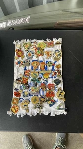 Lote 60+ prendedores comerciales de béisbol de softbol lanzamiento rápido vintage años 2000 PONY NY - Imagen 1 de 5