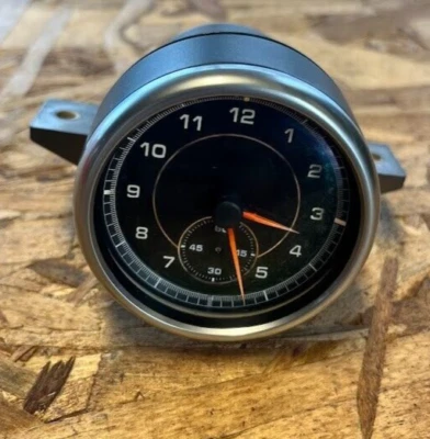 2011-18 Porsche Cayenne 958.1 GTS Chrono Clock 7P5919204C **Lower Hand Missing - Image 1 of 4