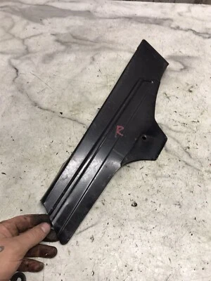 Panel guardabarros cubierta lateral derecha ciclomotor Tomos Targa LX  Foto 1 de 4