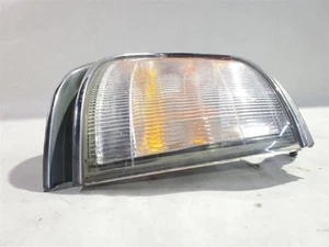 1996 1997 1998 Lexus LX450 OEM Park Lamp Turn Signal Fender Mounted - Picture 1 of 12