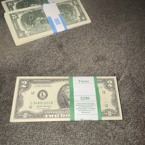 100 TWO DOLLAR BILLS - $2 UNCIRCULATED SEQUENTIAL - Consecutive Order - Picture 1 of 2