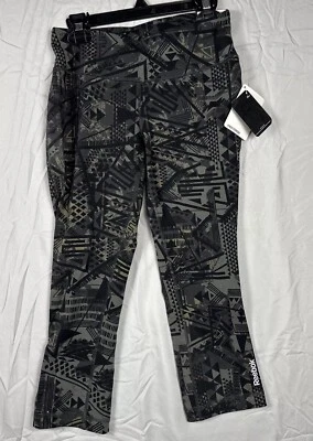 Leggings Reebok Athleisure Adulto Extra Pequeno Preto Cinza Estampa Tribal Capri Apertado - Imagem 1 de 4