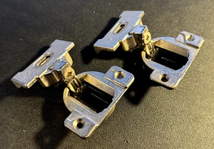 2x BLUM Hinge 110° 30.310-11.02 COMPACT, 1-1/4" w/ Plate 130.213-01.02 AUSTRIA - Picture 1 of 15