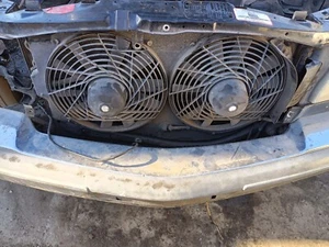 91 MERCEDES-BENZ 300SE W126 RADIATOR FANS ASSEMBLIES USED 2 OEM - Picture 1 of 4