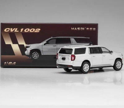 Chevrolet Suburban prata fundido modelo brinquedo presente escala 1/64 MASDI - Imagem 1 de 4