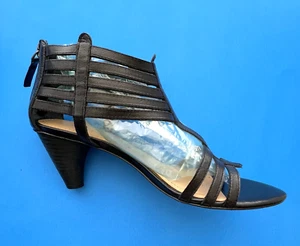 9W Nine West Richesse strappy black leather back zip 7M shoes 2.5” heel Preowned - Picture 1 of 9