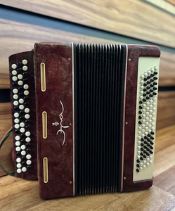 Era Button Accordion Russia USSR Soviet 100 Bass Vintage Era Bayan Rare - Picture 1 of 12