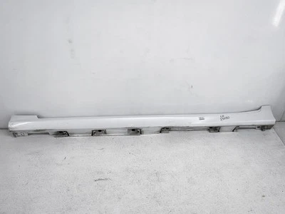 Lexus GS350 2013-2015 lado del conductor faldón inferior basculante moldeado blanco *tiene una grieta* Foto 1 de 4