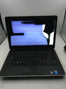 DELL LATITUDE E6440 - FOR PARTS/BAD LCD - INTEL I5 4TH GEN - NO RAM - READ - BB! - Picture 1 of 8