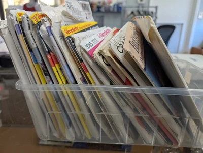 Lot - Sewing patterns Mixed 20+ Pcs SIMPLICITY, MCCALL'S, BUTTERICK - Image 1 of 4