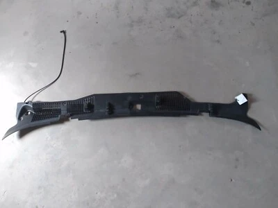 Oldsmobile 88 1999 limpiaparabrisas cubierta rejilla ventilación Foto 1 de 4