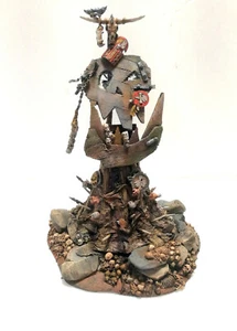 NEW! WARHAMMER FANTASY ORCS GOBLINS SCENERY WAZZ TOTEM ARCANE TERRAIN PAINTED - Foto 1 di 1