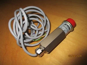 Sensor transmisor Michell Instruments SF52-TX-4-X-D10-B-F1 NUEVO - Imagen 1 de 3