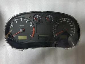Instrumental Cluster Seat Leon W01M0920801A - Picture 1 of 3