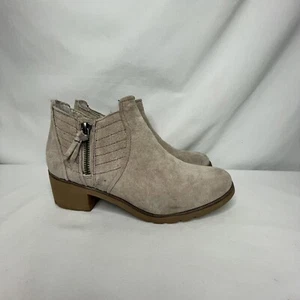 New Reef Voyage Low Suede Ankle Boots w/ Zipper RF0A362B Beige Women's Size 6 - Picture 1 of 14