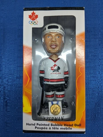 NHL 2002 OLYMPICS TEAM CANADA STEVE YZERMAN BOBBLE HEAD MIB Cover