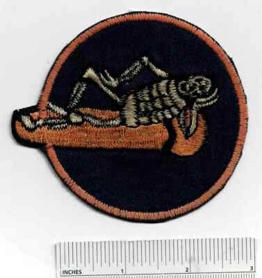 WW2 HEAVY BOMBARDMENT Bomb Squadron WwII Usaaf US Army Air Force Shoulder Patch - Image 1 of 2