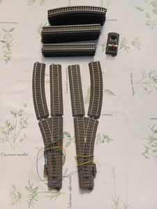 Märklin C-Gleis  1 Weiche li 24611, 1 Weiche re 24612 mit el. Antrieb 74490 + 91 - Bild 1 von 2