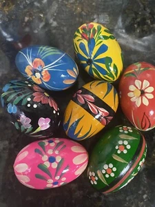 7 Piece Set Of Easter Hand-painted Wooden Eggs. - Picture 1 of 1