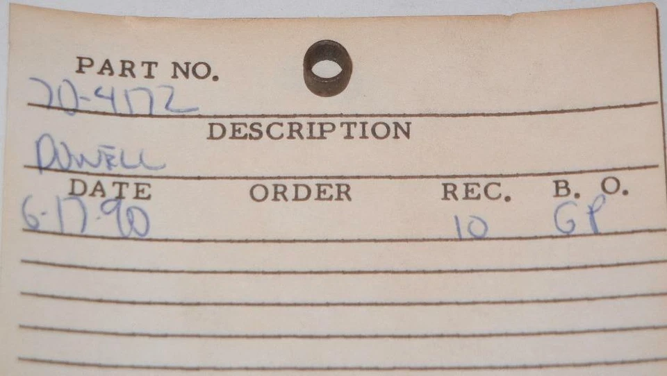 Triumph Tiger Cub T20 200cc caja motor clavija de localización, original Reino Unido 70-4121 Foto 1 de 1