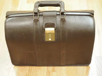 Vintage Coach Briefbag Gladstone Style Briefcase British Tan Leather & Brass - Image 1 of 4