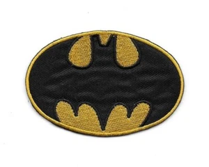 Batman Comic Book Style Batman Bat Chest Logo Embroidered Patch NEW UNUSED - Picture 1 of 1