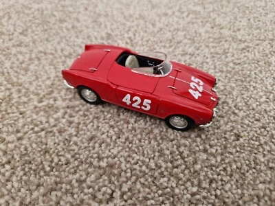 CORGI SOLIDO 1/43 CLASSIC ALFA ROMEO GIULIETTA SPIDER DIECAST MODEL CAR - Image 1 of 3