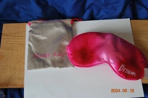 Mary Kay Limited Edition Satin Sleep Mask in Drawstring Bag - NEW - Picture 1 of 2