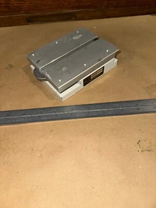 MESA NIVELADORA MITUTOYO PROBADOR DE RUGOSIDAD SUPERFICIAL Nº 178-016 - Imagen 1 de 8