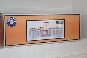 Lionel #83745 LIONELVILLE HOSPITAL KIT - Picture 1 of 2