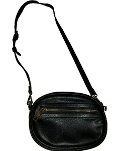 2X FOREVER 21 Small Black Purse Handbag Crossbody Bag with Gold Chain Polyvinyl - Picture 1 of 5