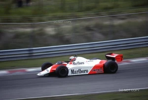 JOHN WATSON IN MCLAREN MP4/1B F1 35MM SLIDE FOTOGRAFIA 1982 BRITISH GP BANK 7 - Foto 1 di 3