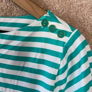 J McLaughlin Catalina Cloth Top Shirt Size Medium Blue Stripe Coastal Preppy - Picture 1 of 7
