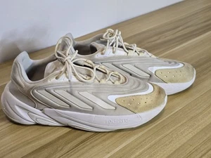 Scarpe da ginnastica Adidas Ozelia Onelia Triple bianco/grigio taglia UK 9 Adiprene. - Foto 1 di 11