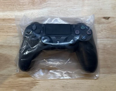 Sony Playstation 4 Dualshock 4 Wireless Controller Brand New Sealed - Image 1 of 2