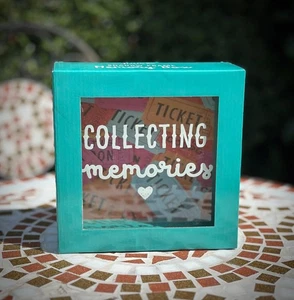 JONES HOME & GIFT - Caja de Memorias Coleccionismo Recuerdos - Boletos, Fotos, etc - NUEVO - Imagen 1 de 2