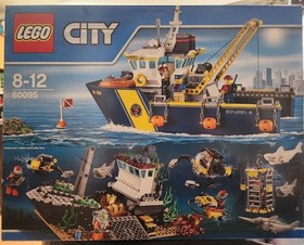 LEGO CITY 60095 Deep Sea Exploration Vessel Special Price