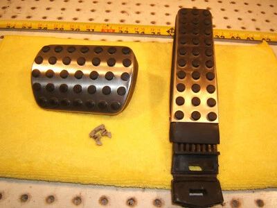 Mercedes C126 86-91 560SEC AUTOMÁTICO Metal NEGRO Modificado Genuino 2 Pedales Foto 1 de 4