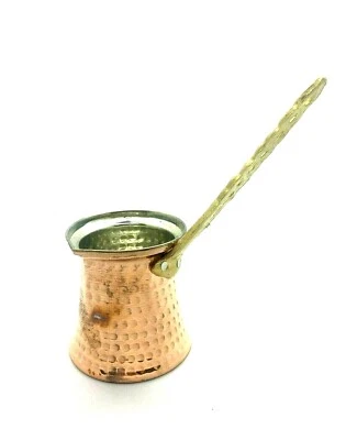 Cafetera turca de cobre hecha a mano de latón de café de Tierra Santa  Foto 1 de 3