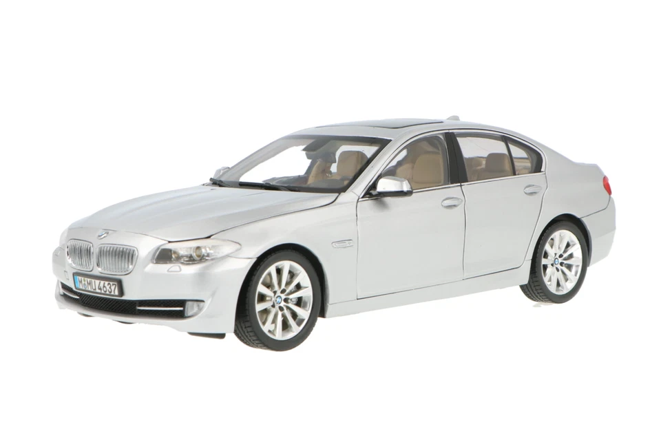1/18 BMW 5 SERIES 535i F10 2010 WELLY 11001MB RARE - Immagine 1 di 1