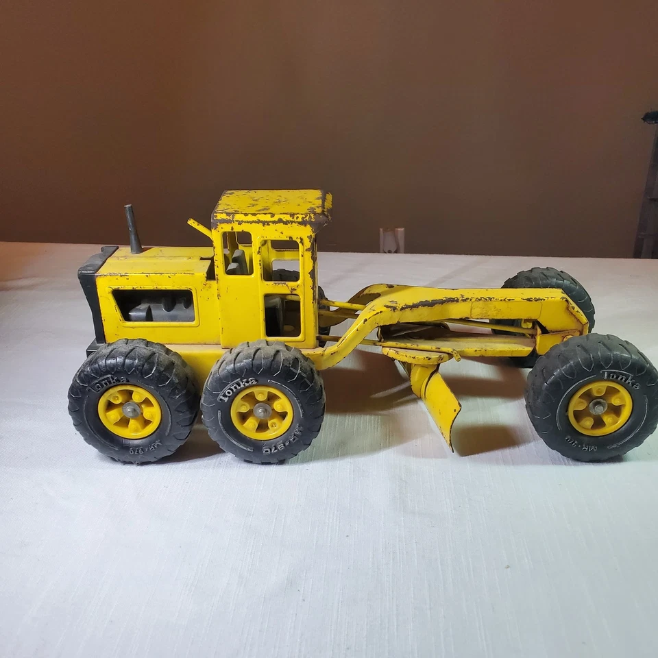 Niveladora de carretera clásica de acero Tonka vintage años 70 juguete de construcción fundido a presión amarillo Foto 1 de 4