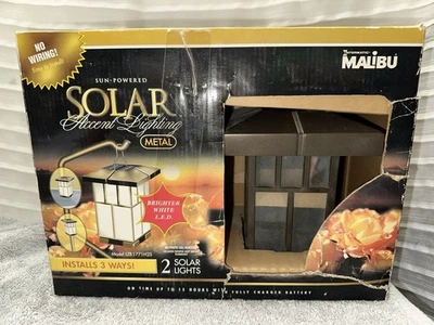 Juego de 2 luces de acento solar inalámbricas Malibu para jardín - Caja abierta Foto 1 de 2