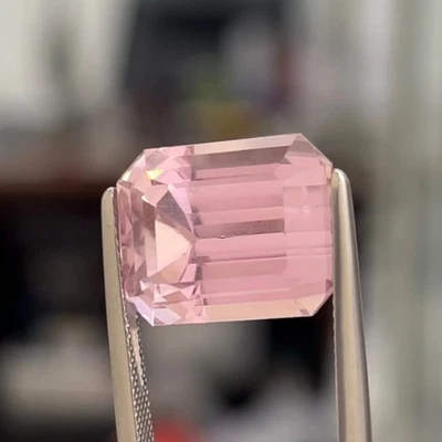 Rare 19.61 ct Natural Pink Kunzite – Certified by ICA GemLab - Bild 1 von 4
