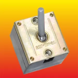 2VG-15K-2S INTERRUPTOR HERMÉTICO AERONÁUTICO MANGO DE UNA SOLA TIÑA 6 MM 27V 15A - Imagen 1 de 4