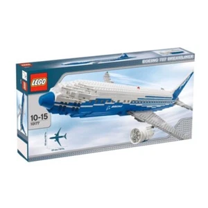 LEGO City Boeing 787 Dreamliner (10177) - Picture 1 of 6