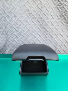Infiniti M37 M56 M35h Q70 2011-2019 consola central delantera reposabrazos tapa cubierta OEM - Imagen 1 de 7