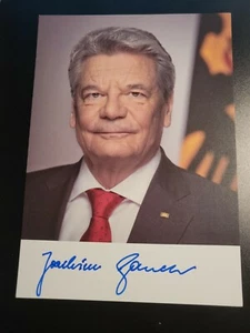 Autogrammkarte 11. deutscher Bundespräsident Joachim Gauck, handsigniert - Bild 1 von 1