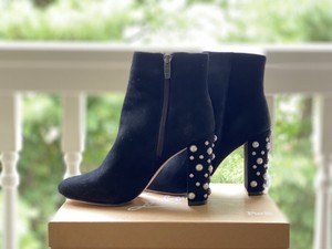 neiman marcus boot sale