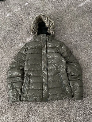 Marmot Women’s 700 Down Jacket Size Medium  - Image 1 of 4